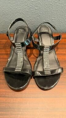 Womens Size 8W Time&Tru Black Chunky Strap Wedge Sandals 2"